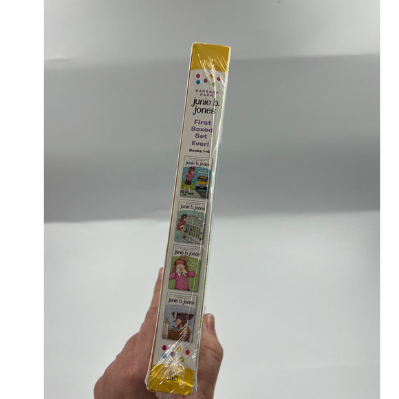 Junie B Jones Books 1-4 NEW Sealed Paperback 2001 First Boxed Set - Picture 5 of 8